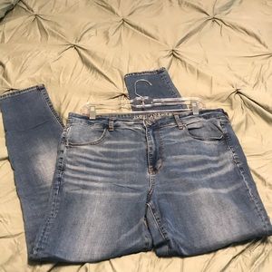 American Eagle High Rise Jegging